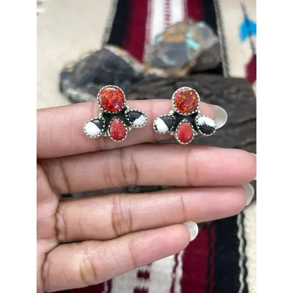 "Christmas Collection" Handmade Sterling Silver White Buffalo with Red Opal Stu - Picture 2 of 5